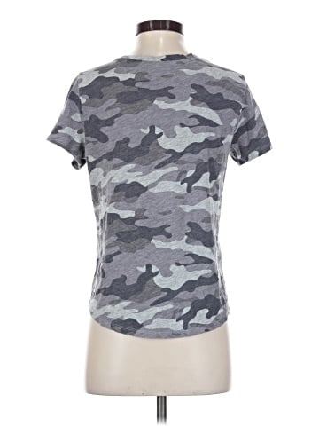 Old Navy Active T-Shirt (view 2)