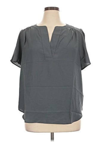 Ann Taylor Short Sleeve T-Shirt (view 1)