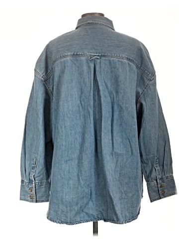 Old Navy Long Sleeve Button-Down Shirt (view 2)