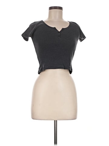 Brandy Melville Short Sleeve T-Shirt (view 1)