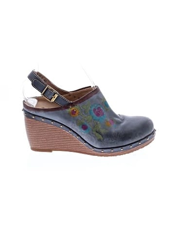 L'Artiste Wedges (view 1)