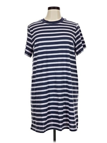 Old Navy Casual Dress (view 1)