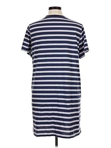 Old Navy Casual Dress (view 2)