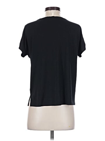 Barefoot Dreams Short Sleeve Top (view 2)