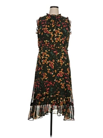 Julia Jordan Casual Dress (view 1)