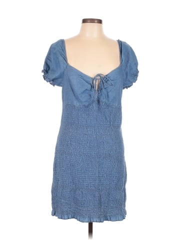 Guess Casual Dress (view 1)