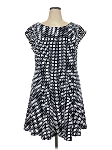 ILE New York Casual Dress (view 1)