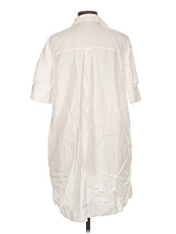 Old Navy Casual Dress (view 2)