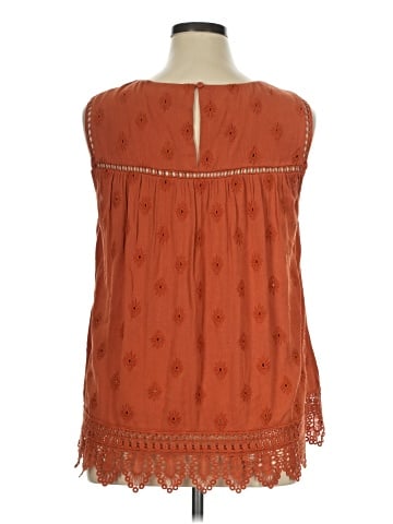 Daniel Rainn Sleeveless Blouse (view 2)