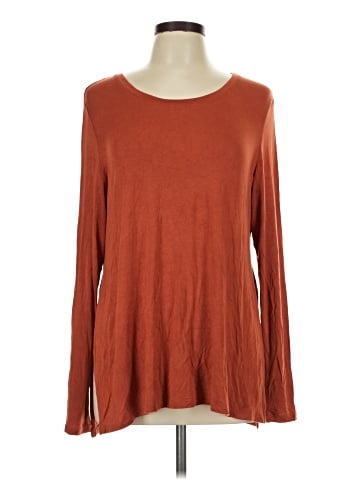 LOGO by Lori Goldstein Long Sleeve T-Shirt (view 1)