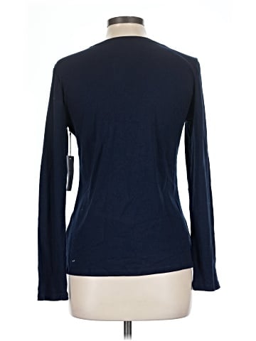 Liz Claiborne Long Sleeve T-Shirt (view 2)