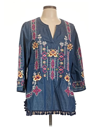 Calessa 3/4 Sleeve Blouse (view 1)