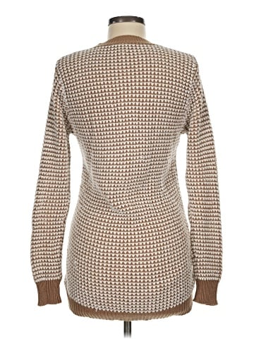 Bobbie Brooks Pullover Sweater (view 2)