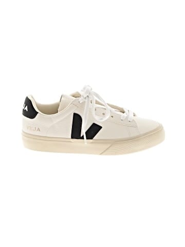VEJA Sneakers (view 1)