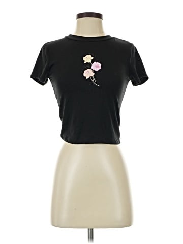Charlotte Russe Short Sleeve T-Shirt (view 1)