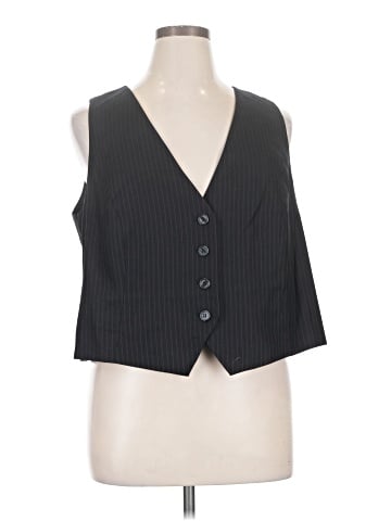 ELOQUII Tuxedo Vest (view 1)