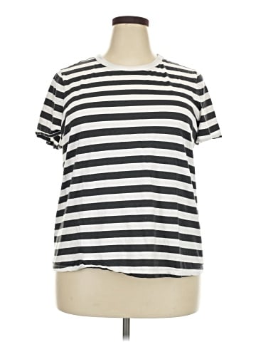 Old Navy Short Sleeve T-Shirt (view 1)