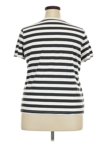 Old Navy Short Sleeve T-Shirt (view 2)