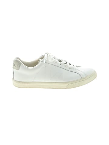 VEJA Sneakers (view 1)