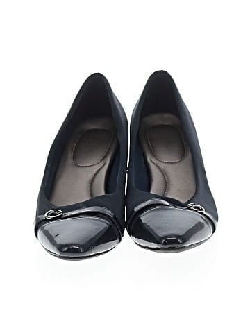Kelly & Katie Heels (view 2)