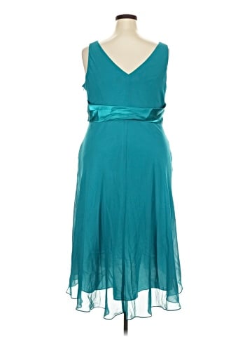 Jones Wear Dress Cocktail Dress (view 2)