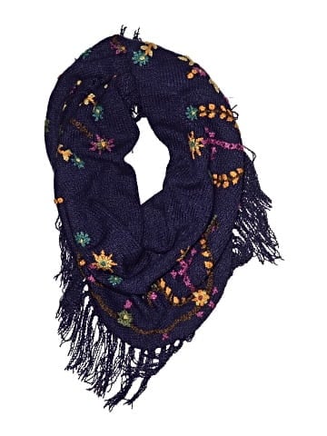 Lulumari Scarf (view 1)