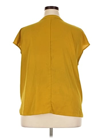 ELOQUII Short Sleeve Blouse (view 2)