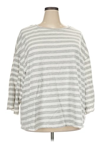 Liz Claiborne Poncho (view 1)