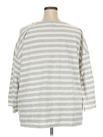 Liz Claiborne Poncho (view 2)