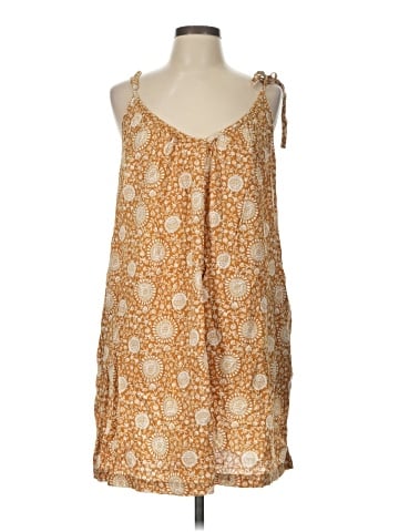Old Navy Casual Dress (view 1)