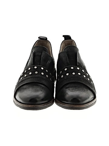 Miz Mooz Flats (view 2)