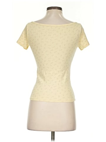 Brandy Melville Short Sleeve T-Shirt (view 2)