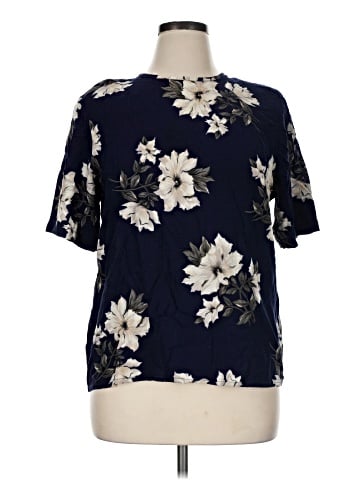Sag Harbor Short Sleeve Blouse (view 1)