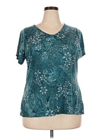 Jaclyn Smith Short Sleeve T-Shirt (view 1)