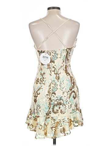 Selfie Leslie Cocktail Dress (view 2)