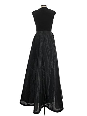Teri Jon by Rickie Freeman Cocktail Dress (view 2)