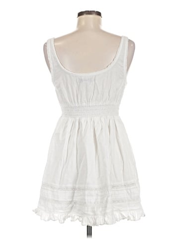 Urban Outfitters Casual Dress (view 2)