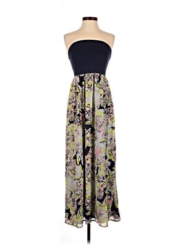 Xhilaration Casual Dress (view 1)
