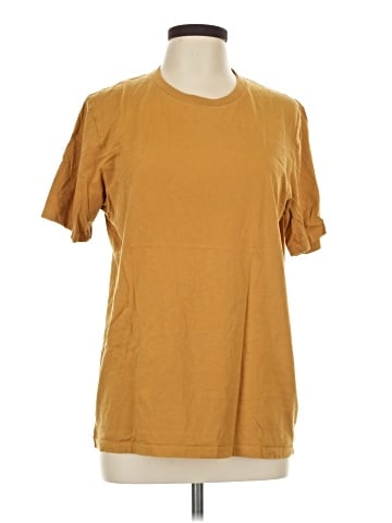 Uniqlo Short Sleeve T-Shirt (view 1)