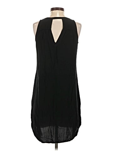 Old Navy Casual Dress (view 2)
