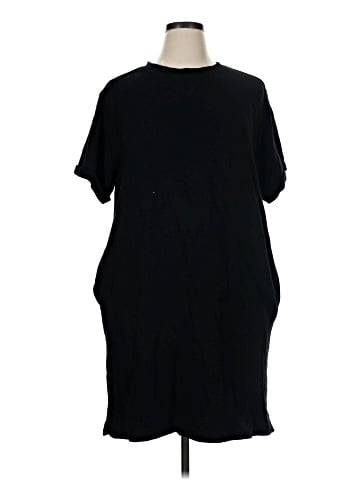 Crown & Ivy Casual Dress (view 1)