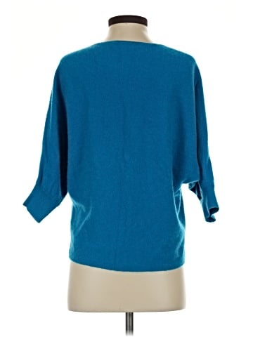 Neiman Marcus Cashmere Pullover Sweater (view 2)