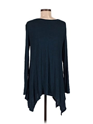 CAbi Long Sleeve T-Shirt (view 2)