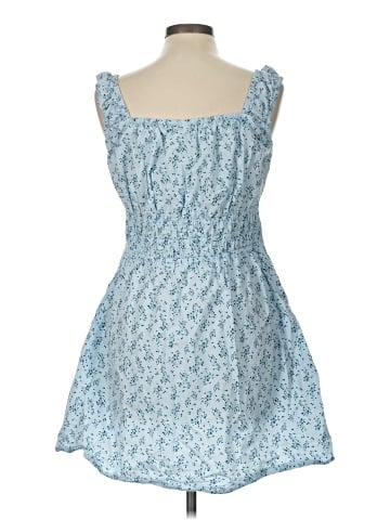 Uniqlo Casual Dress (view 2)
