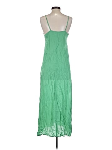 Urban Outfitters Casual Dress (view 2)