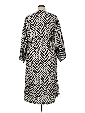 H&M Casual Dress (view 2)