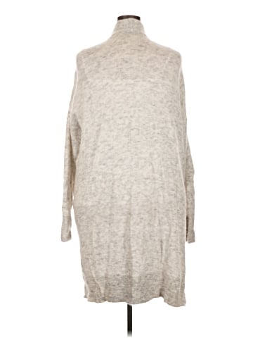 Universal Standard Cardigan (view 2)