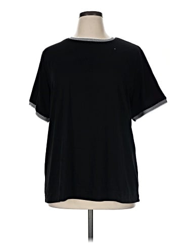 Moshu Short Sleeve T-Shirt (view 1)