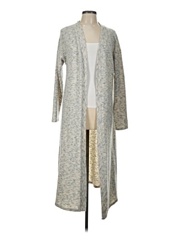 Eri + Ali Cardigan (view 1)