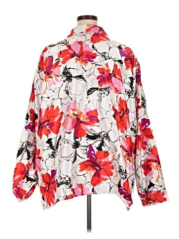 Maggie Barnes 3/4 Sleeve Blouse (view 2)